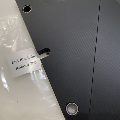 Σκούρο γκρι endplate χρώματος για το Roland 700 μέρη μηχανημάτων εκτύπωσης όφσετ φραγμών τελών αγωγών μελανιού