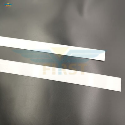 Λευκό χρώμα 1108*40mm Ξεπλύνετε το μαχαίρι για την εκτύπωση Roland 700 βιομηχανικό καθαρισμό
