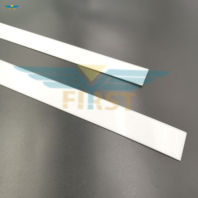 Λευκό χρώμα 1108*40mm Ξεπλύνετε το μαχαίρι για την εκτύπωση Roland 700 βιομηχανικό καθαρισμό